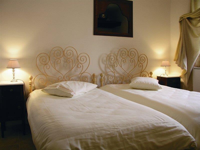 Triantafillies Guesthouse Портарія Екстер'єр фото